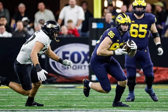 Luke Schoonmaker (86) and Zak Zinter (65)