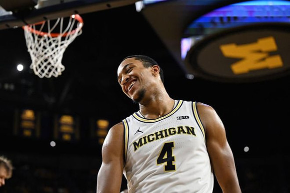 Nimari Burnett (4)