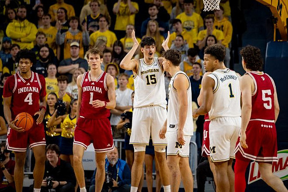 Aday Mara (15), Will Tschetter (42), and Trey McKenney (1)