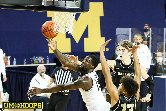 Chaundee Brown Jr. (15)