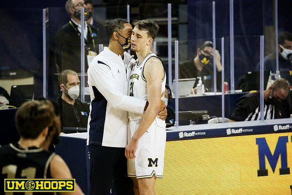 Juwan Howard and Franz Wagner (21)