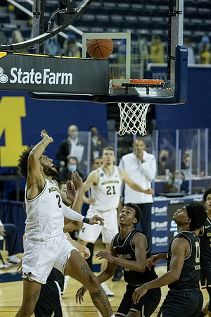 Isaiah Livers (2) and Franz Wagner (21)
