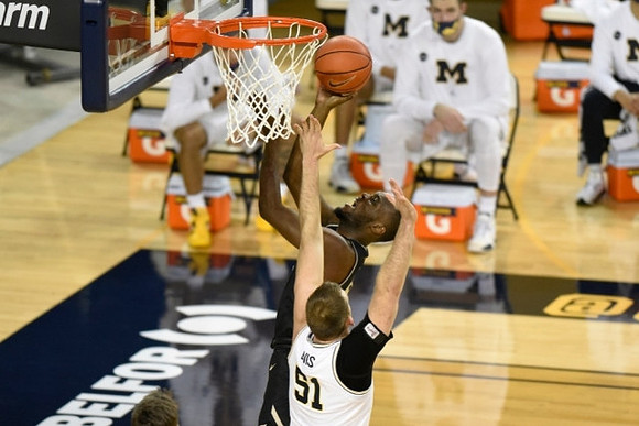 Austin Davis (51)
