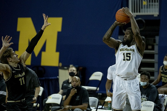 Chaundee Brown Jr. (15)