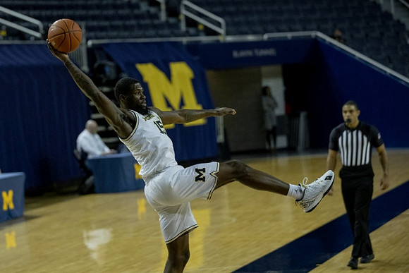 Chaundee Brown Jr. (15)