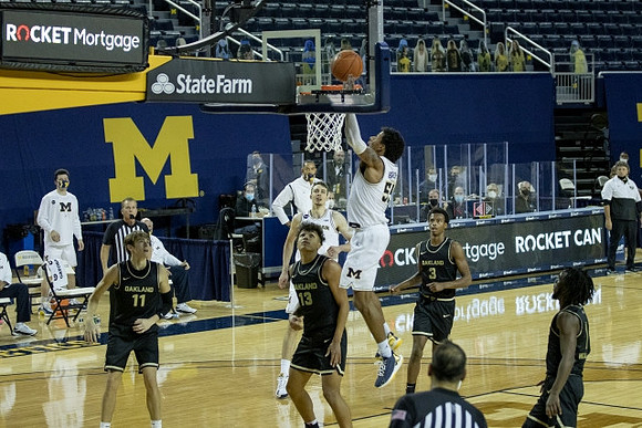 Franz Wagner (21) and Eli Brooks (55)