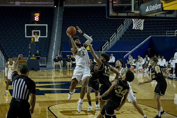 Zeb Jackson (3), Isaiah Livers (2), and Brandon Johns Jr. (23)