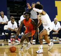 Isaiah Livers (2)