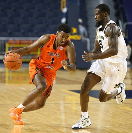 Chaundee Brown Jr. (15)