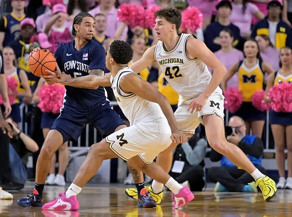 Trey McKenney (1) and Will Tschetter (42)