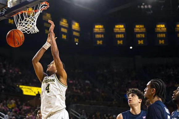Nimari Burnett (4)