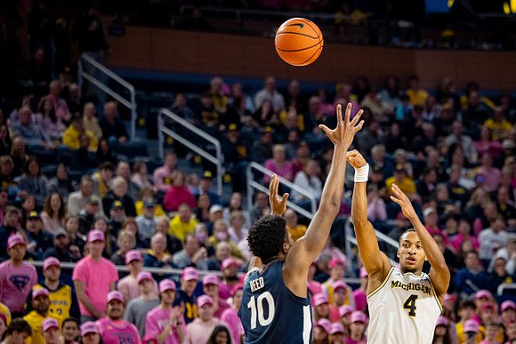 Nimari Burnett (4)