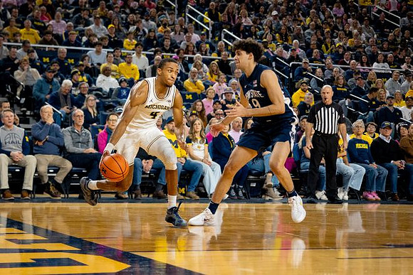 Nimari Burnett (4)