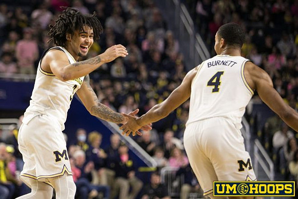 Elliot Cadeau (3) and Nimari Burnett (4)