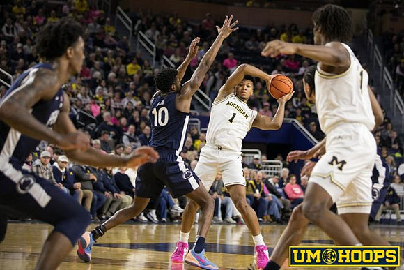 Trey McKenney (1) and Morez Johnson Jr. (21)