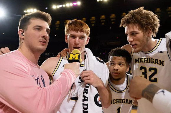Oscar Goodman (5), Trey McKenney (1), and Malick Kordel (32)