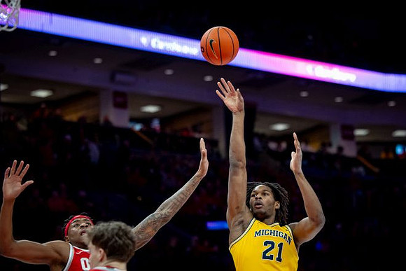 Morez Johnson Jr. (21)