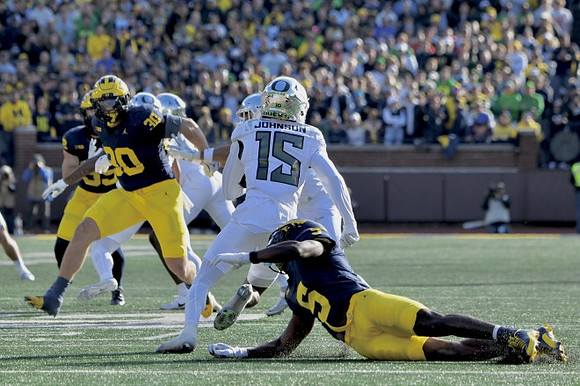 Joe Taylor (39), Jimmy Rolder (30), and C.J. Charleston (5)