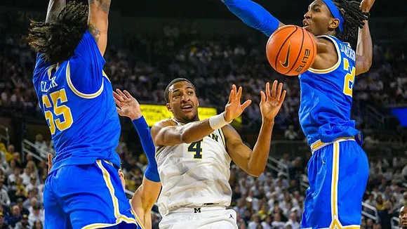 Nimari Burnett (4)