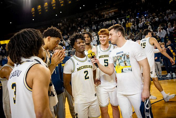 Elliot Cadeau (3), Yaxel Lendeborg (23), L.J. Cason (2), Morez Johnson Jr. (21), Oscar Goodman (5), and Aday Mara (15)