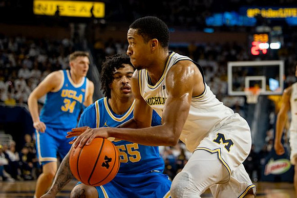 Nimari Burnett (4)