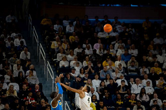 Nimari Burnett (4)