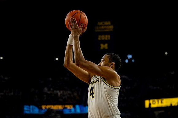 Nimari Burnett (4)