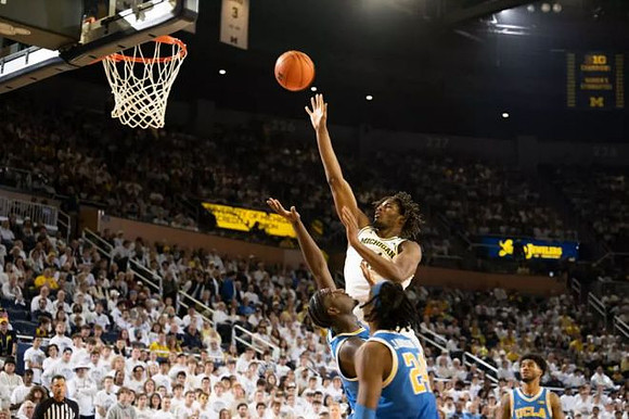Morez Johnson Jr. (21)