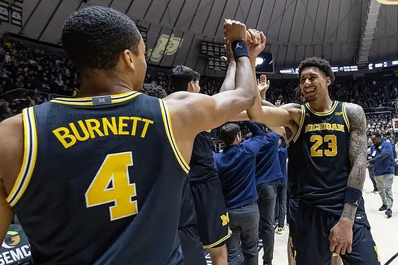Nimari Burnett (4), Aday Mara (15), and Yaxel Lendeborg (23)