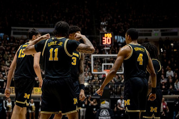 Aday Mara (15), Roddy Gayle Jr. (11), Yaxel Lendeborg (23), Nimari Burnett (4), and Elliot Cadeau (3)