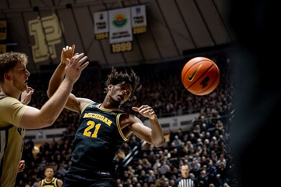 Morez Johnson Jr. (21)