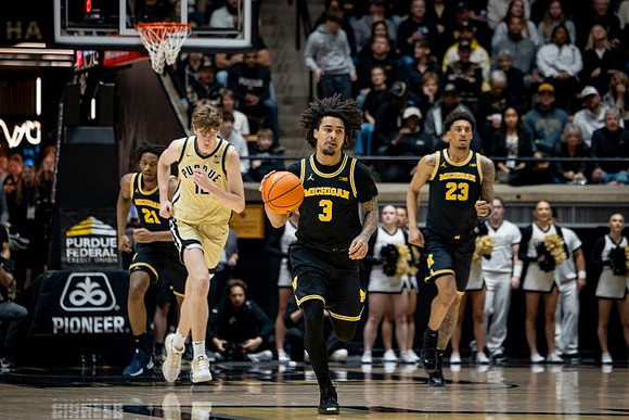 Morez Johnson Jr. (21), Elliot Cadeau (3), and Yaxel Lendeborg (23)