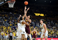 L.J. Cason (2), Nimari Burnett (4), and Morez Johnson Jr. (21)