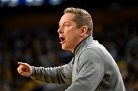Minnesota Head Coach Niko Medved