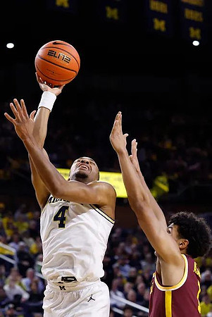 Nimari Burnett (4)