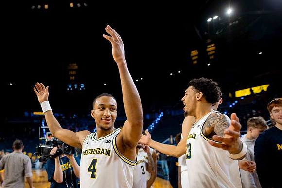 Nimari Burnett (4), Elliot Cadeau (3), Yaxel Lendeborg (23), and Oscar Goodman (5)