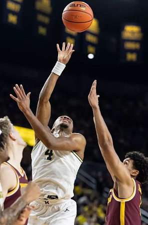 Nimari Burnett (4)