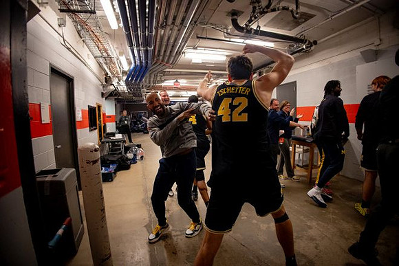 Will Tschetter (42)