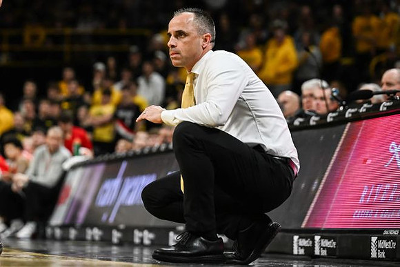 Iowa Head Coach Ben McCollum