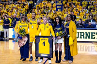 Nimari Burnett (4) and Dusty May