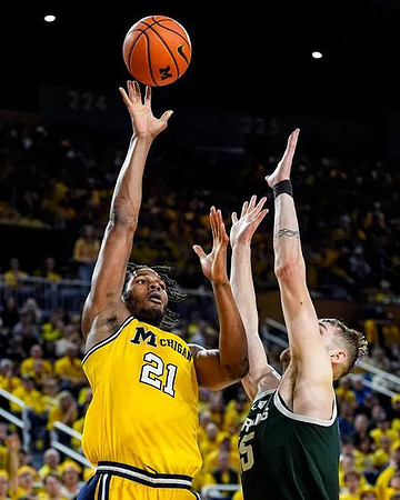 Morez Johnson Jr. (21)