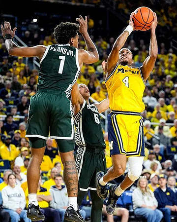 Nimari Burnett (4)