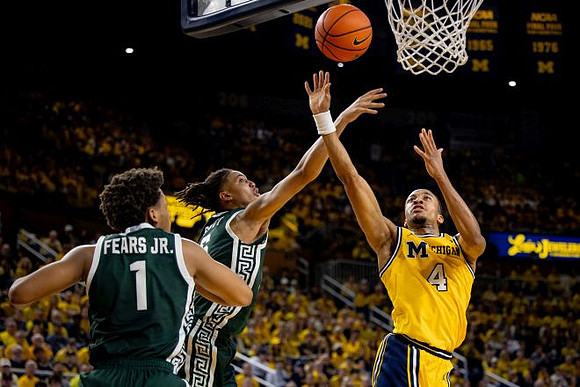 Nimari Burnett (4)