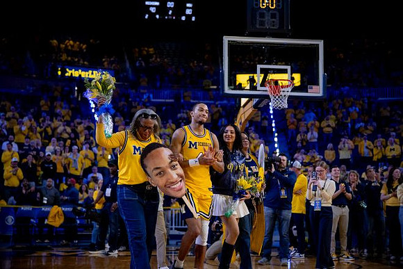 Nimari Burnett (4)