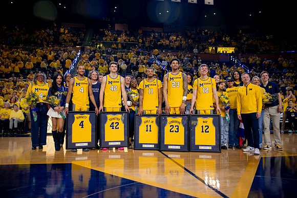 Nimari Burnett (4), Will Tschetter (42), Roddy Gayle Jr. (11), Yaxel Lendeborg (23), Charlie May (12), and Dusty May