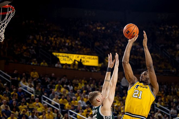 Morez Johnson Jr. (21)