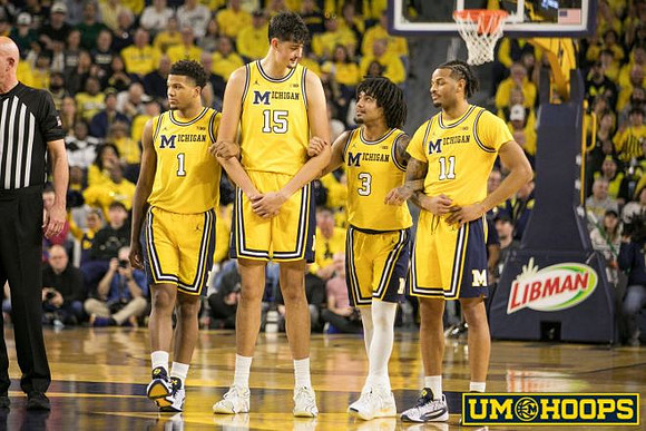 Trey McKenney (1), Aday Mara (15), Elliot Cadeau (3), and Roddy Gayle Jr. (11)