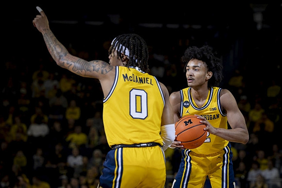 Dug McDaniel (0) and Kobe Bufkin (2)