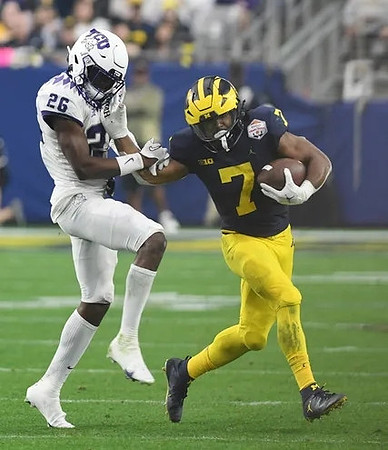 Donovan Edwards (7)