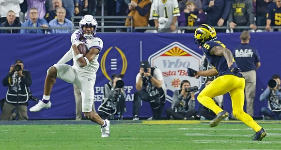 DJ Turner (5)